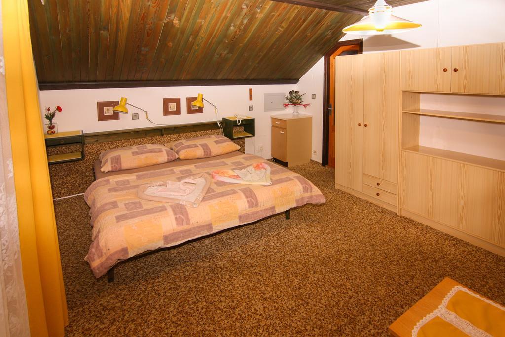 Privat - Harrachov 392 Hotel Bilik gambar